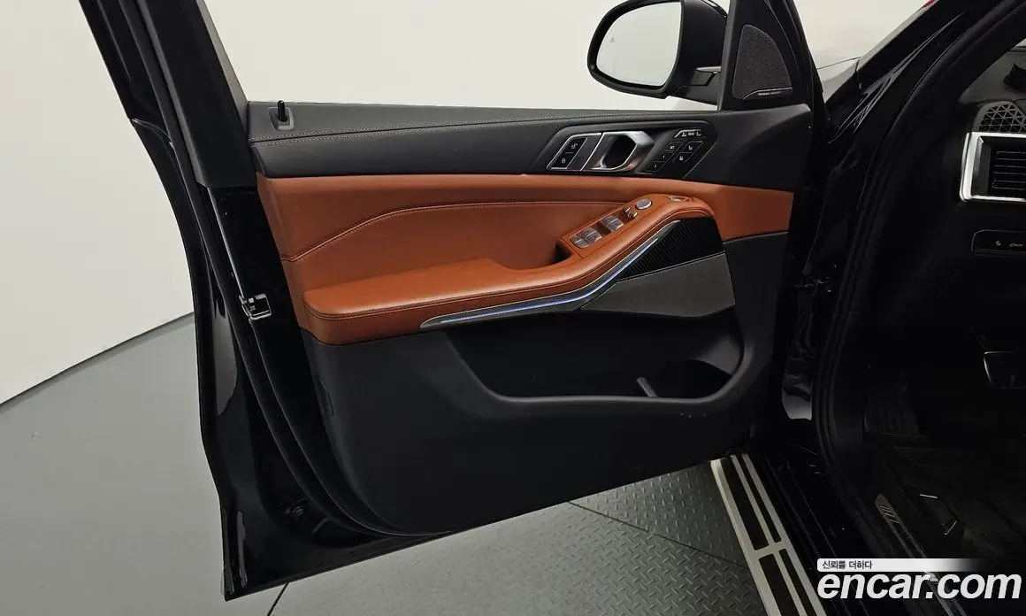 BMW X7 2025 3.0 автомат (гидро), фото 13