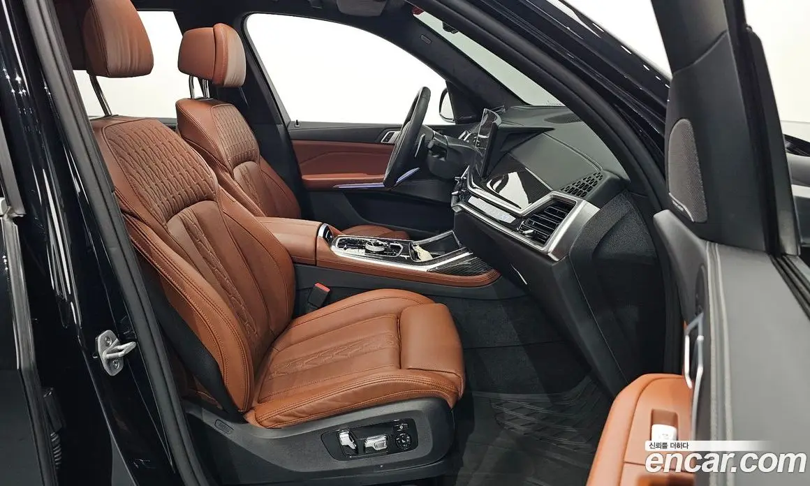 BMW X7 2025 3.0 автомат (гидро), фото 15