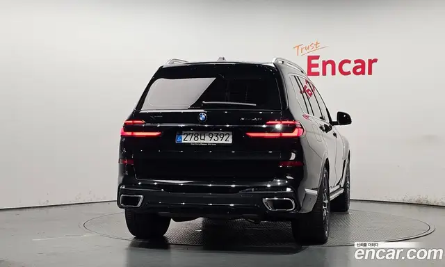 BMW X7 2025 3.0 автомат (гидро), миниатюра 3