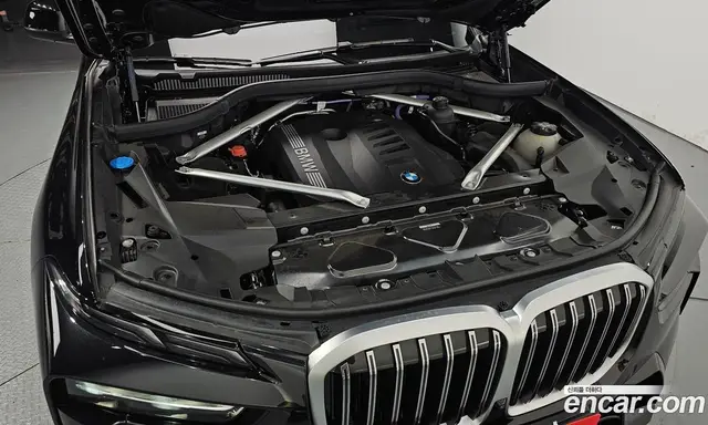 BMW X7 2025 3.0 автомат (гидро), миниатюра 5