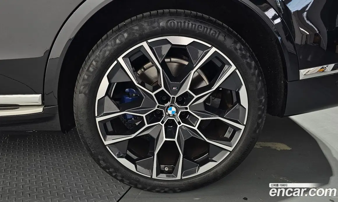 BMW X7 2025 3.0 автомат (гидро), фото 6