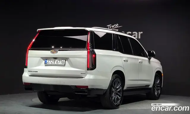 Cadillac Escalade 2023 6.2 автомат (гидро), миниатюра 2