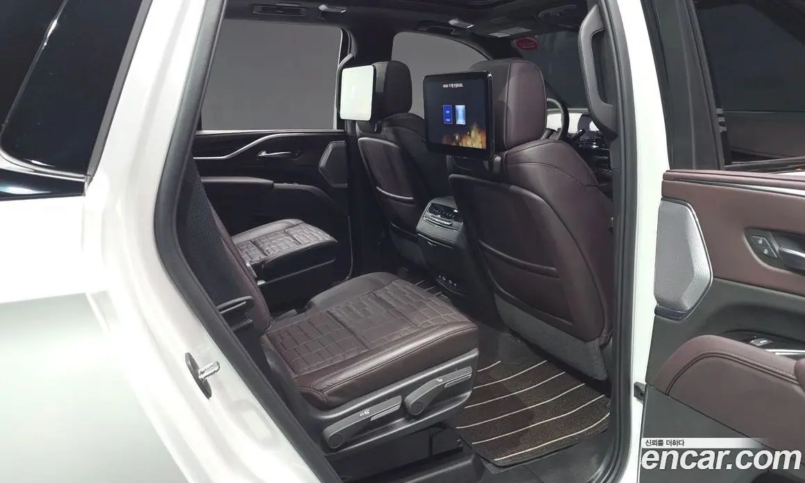 Cadillac Escalade 2023 6.2 автомат (гидро), фото 17