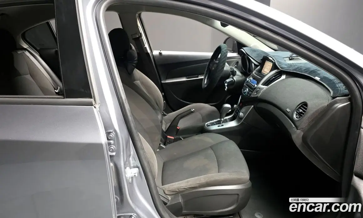 Chevrolet Cruze 2016 1.8 автомат (гидро), фото 18 Chevrolet Cruze 2016 1.8 автомат (гидро), фото 18
