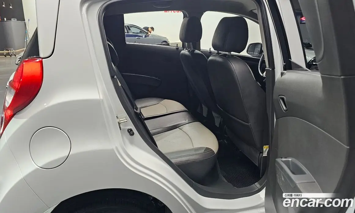 Chevrolet Spark 2015 1.0 автомат (гидро), фото 17 Chevrolet Spark 2015 1.0 автомат (гидро), фото 17