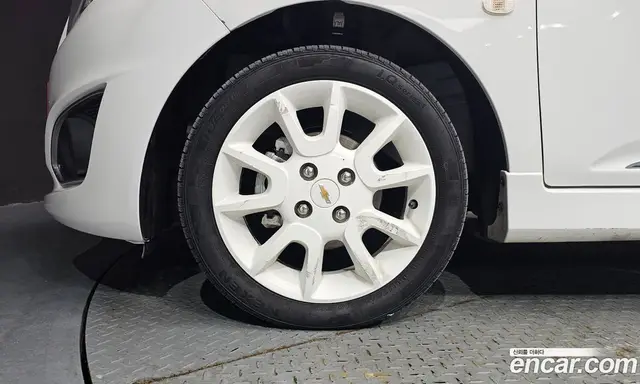 Chevrolet Spark 2015 1.0 автомат (гидро), миниатюра 5 Chevrolet Spark 2015 1.0 автомат (гидро), миниатюра 5