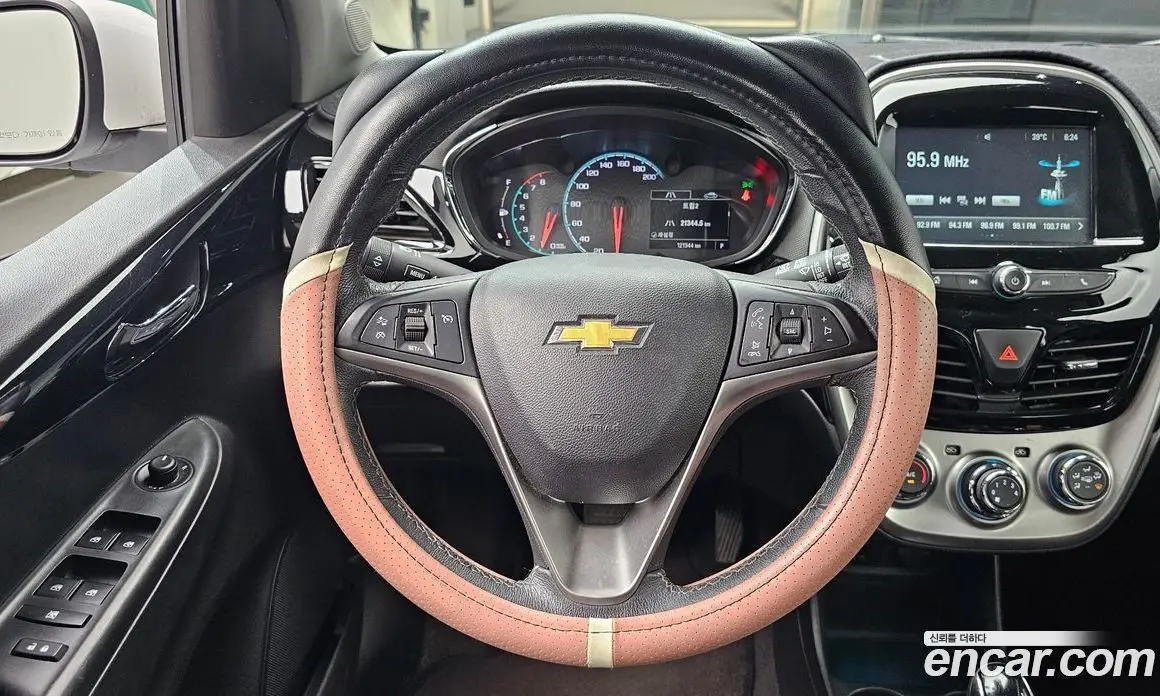 Chevrolet Spark 2016 1.0 автомат (гидро), фото 19