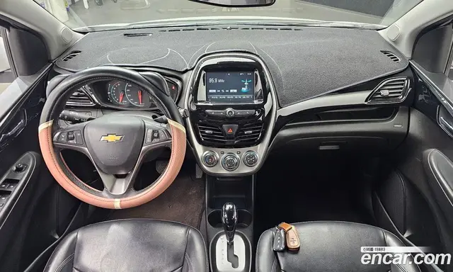 Chevrolet Spark 2016 1.0 автомат (гидро), миниатюра 10
