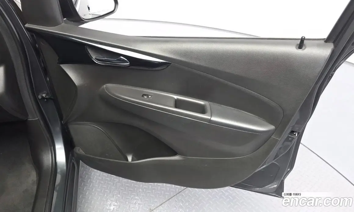 Chevrolet Spark 2019 1.0 автомат (гидро), фото 14 Chevrolet Spark 2019 1.0 автомат (гидро), фото 14