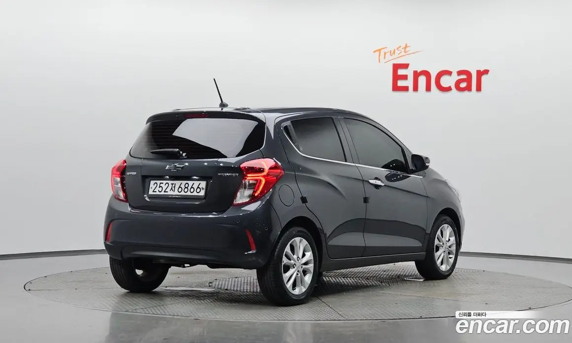 Chevrolet Spark 2020 1.0 автомат (гидро), фото 1 Chevrolet Spark 2020 1.0 автомат (гидро), фото 1