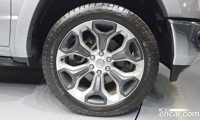 Dodge Ram Pick Up 2018 5.7 автомат (гидро), миниатюра 5