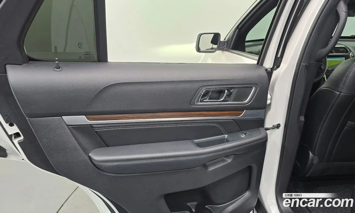Ford Explorer 2018 2.3 автомат (гидро), фото 15 Ford Explorer 2018 2.3 автомат (гидро), фото 15