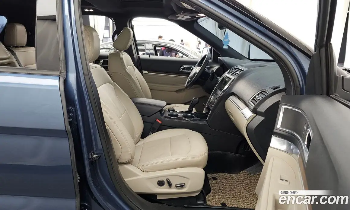 Ford Explorer 2018 2.3 автомат (гидро), фото 17