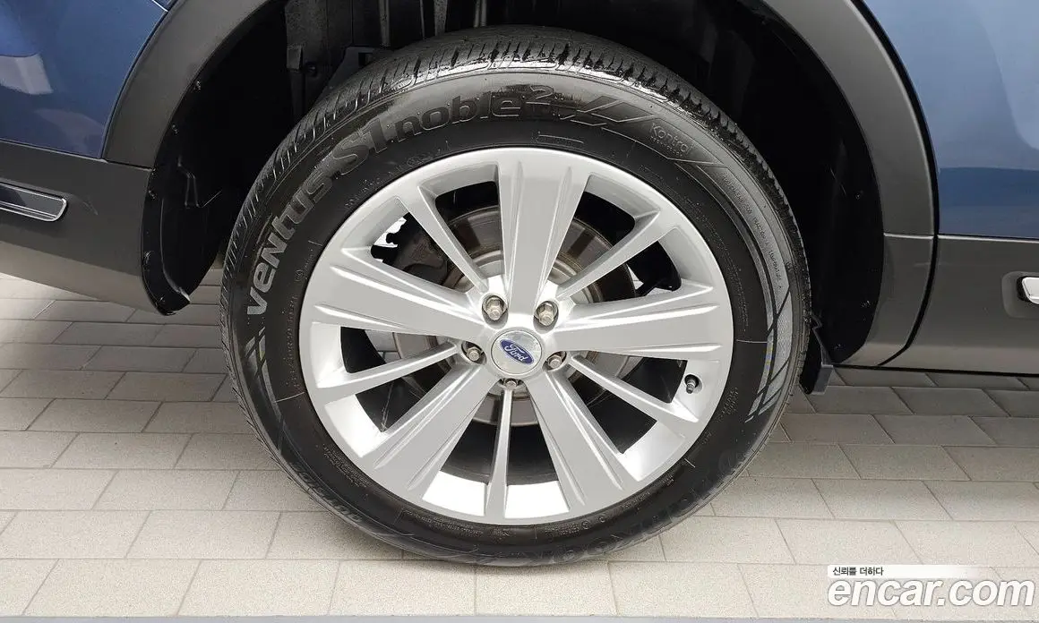 Ford Explorer 2018 2.3 автомат (гидро), фото 5