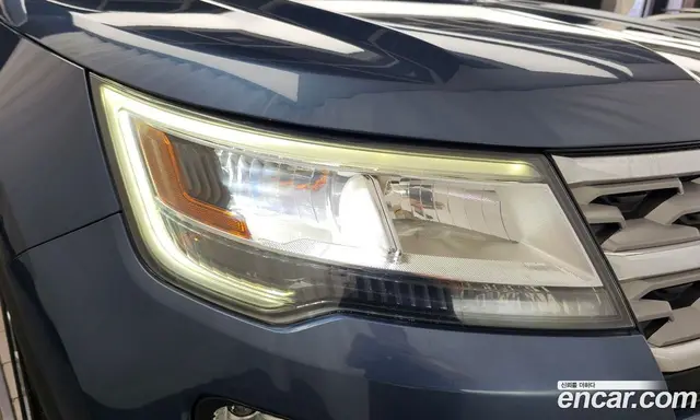 Ford Explorer 2018 2.3 автомат (гидро), миниатюра 8
