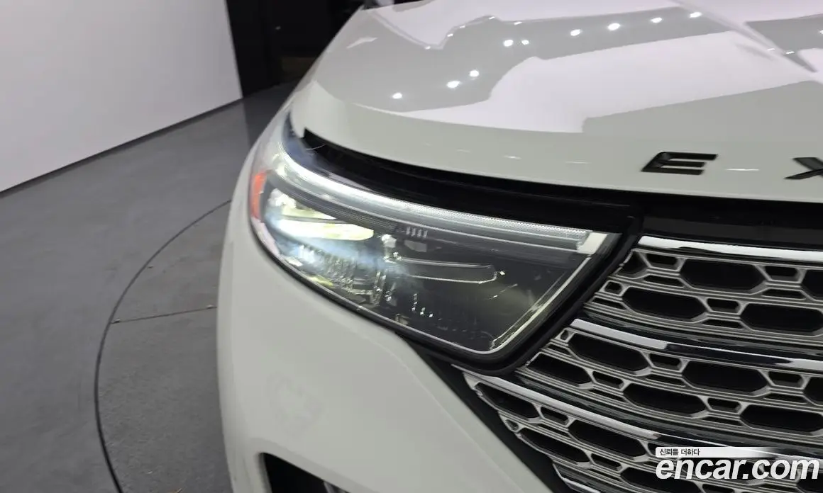 Ford Explorer 2022 2.3 автомат (гидро), фото 8