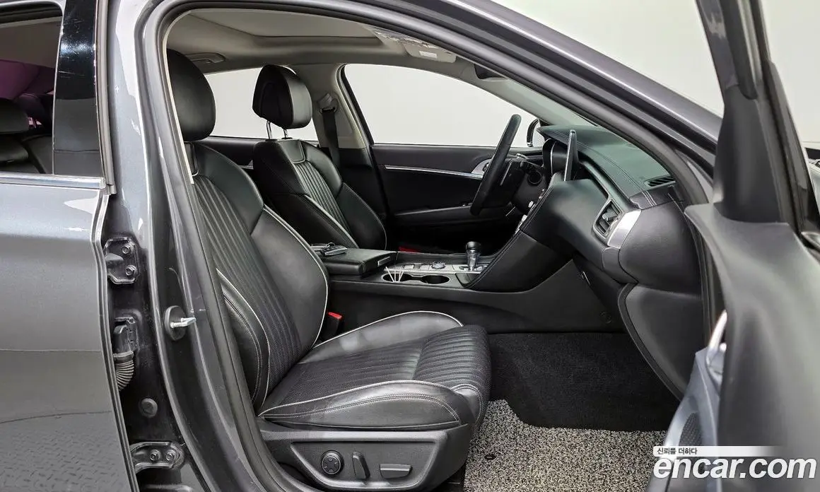 Genesis G70 2018 2.0 автомат (гидро), фото 16
