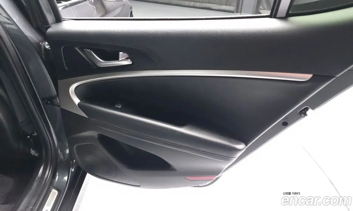 Genesis G70 2021 2.0 автомат (гидро), фото 15 Genesis G70 2021 2.0 автомат (гидро), фото 15