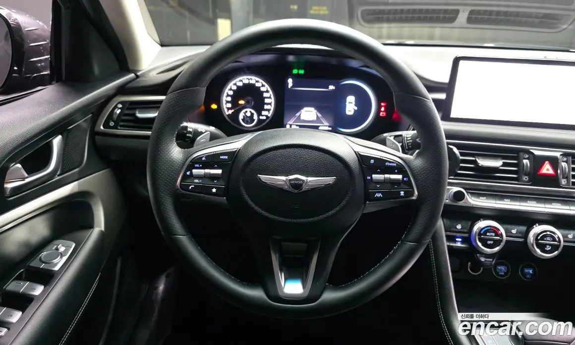 Genesis G70 2021 2.0 автомат (гидро), фото 19 Genesis G70 2021 2.0 автомат (гидро), фото 19
