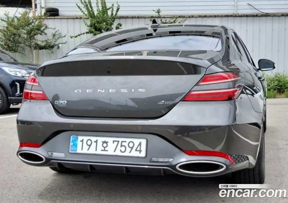 Genesis G70 2023 2.5 автомат (гидро), фото 3 Genesis G70 2023 2.5 автомат (гидро), фото 3