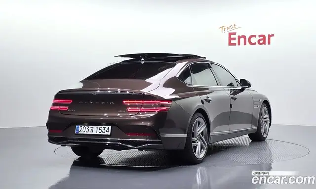 Genesis G80, 2024, 10 369 км