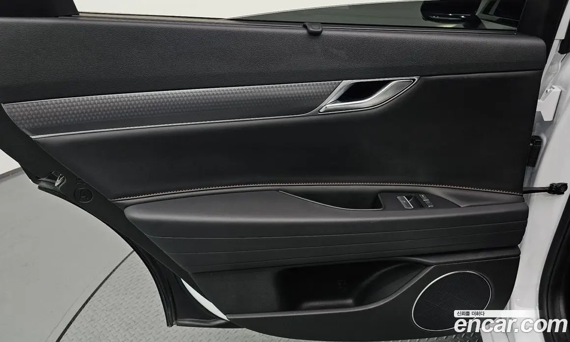 Genesis G80 2024 2.5 автомат (гидро), фото 15 Genesis G80 2024 2.5 автомат (гидро), фото 15