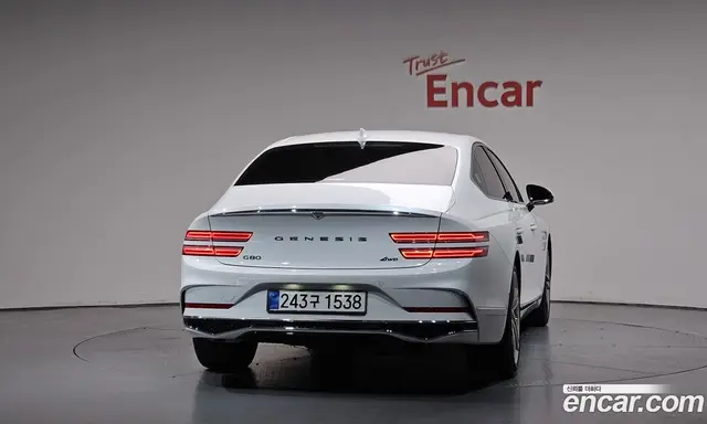 Genesis G80 2025 2.5 автомат (гидро), миниатюра 3