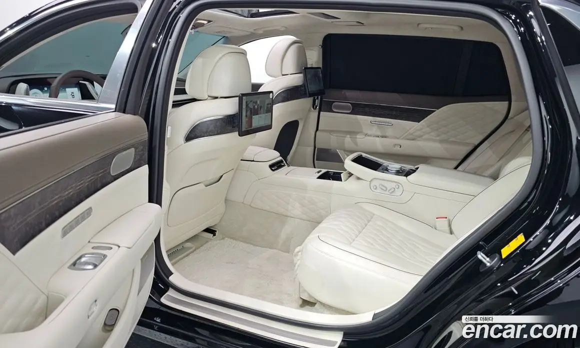 Genesis G90 2022 3.5 автомат (гидро), фото 18 Genesis G90 2022 3.5 автомат (гидро), фото 18