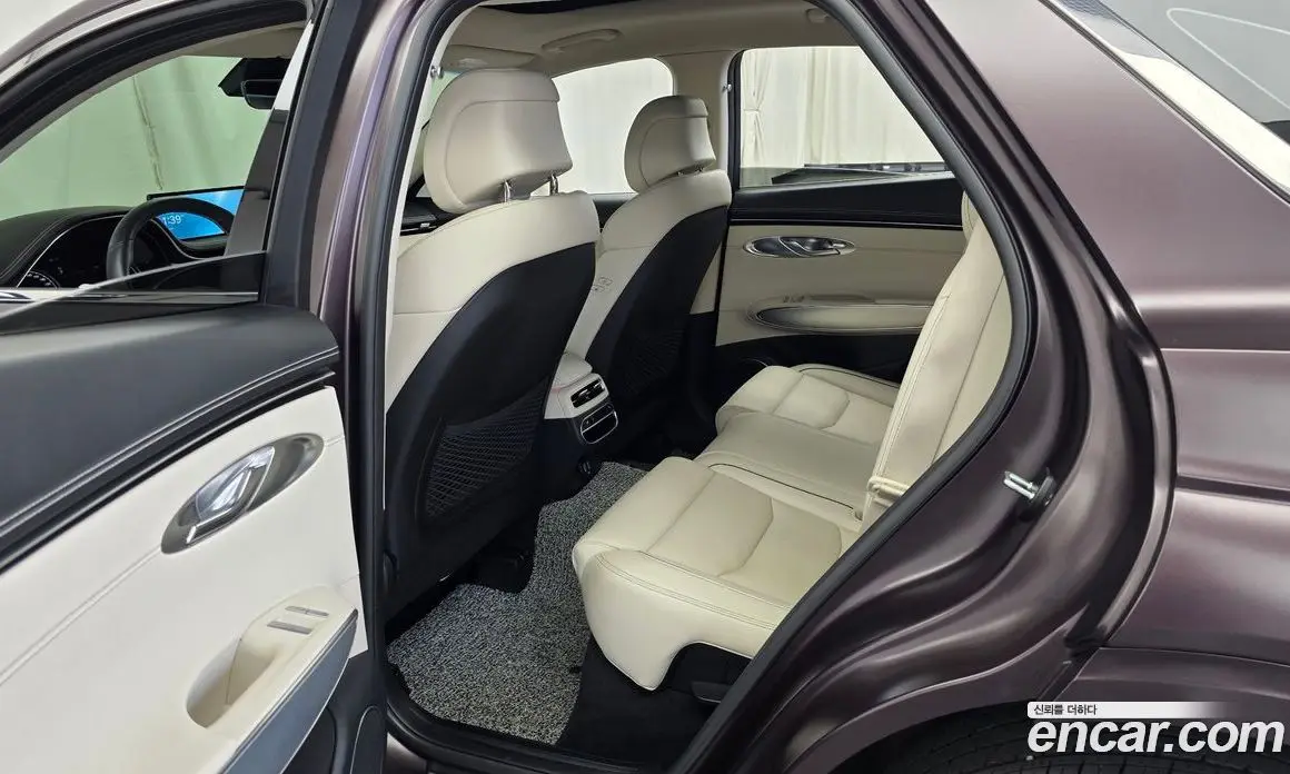Genesis GV70 2021 2.5 автомат (гидро), фото 16