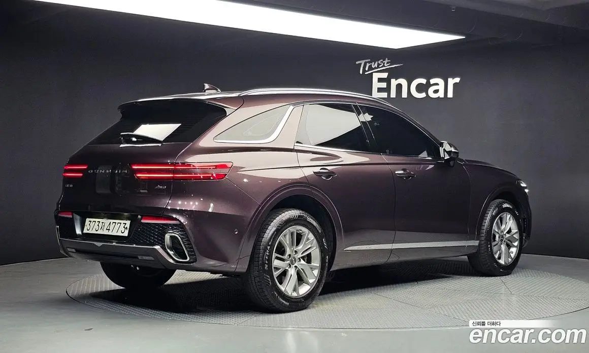 Genesis GV70 2021 2.5 автомат (гидро), фото 2 Genesis GV70 2021 2.5 автомат (гидро), фото 2