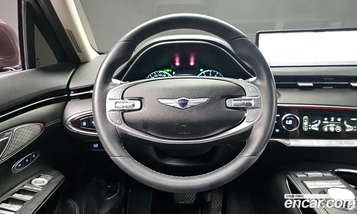 Genesis GV70 2021 2.5 автомат (гидро), фото 18 Genesis GV70 2021 2.5 автомат (гидро), фото 18