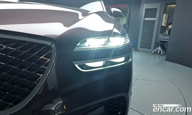 Genesis GV70 2021 2.5 автомат (гидро), миниатюра 8 Genesis GV70 2021 2.5 автомат (гидро), миниатюра 8