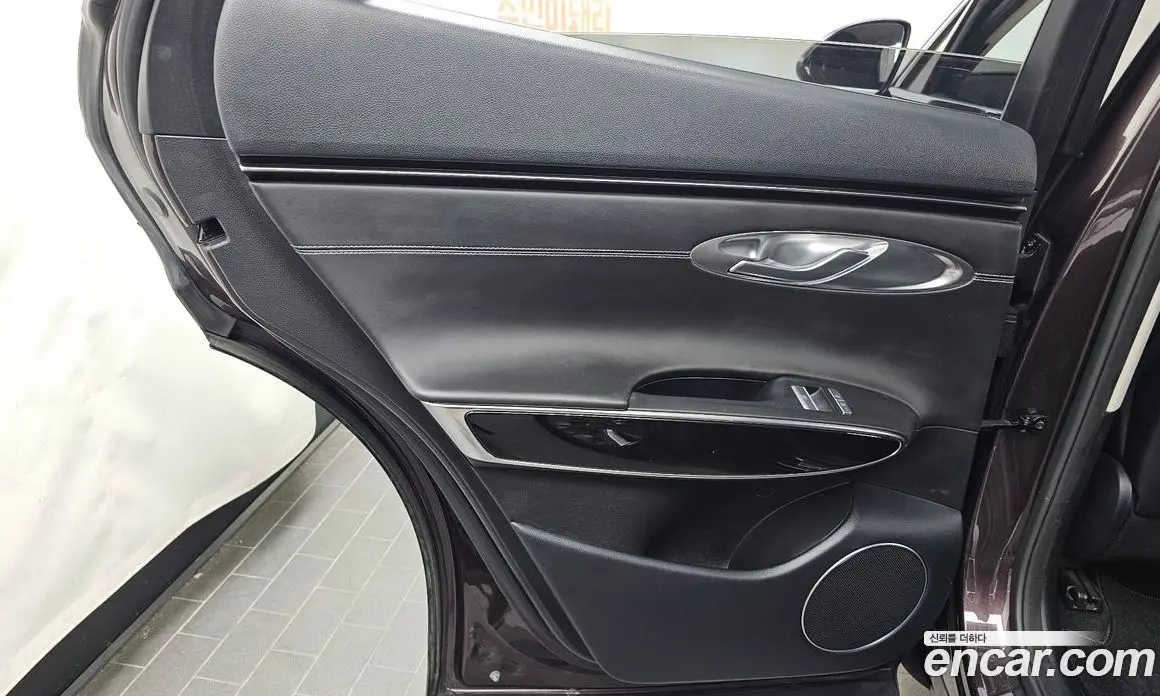 Genesis GV70 2021 2.5 автомат (гидро), фото 15