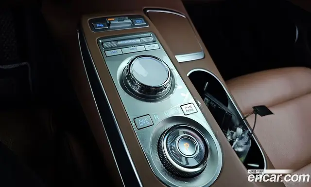 Genesis GV70 2021 2.5 автомат (гидро), миниатюра 12
