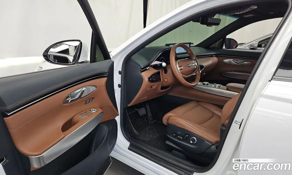 Genesis GV70 2021 2.5 автомат (гидро), фото 13 Genesis GV70 2021 2.5 автомат (гидро), фото 13