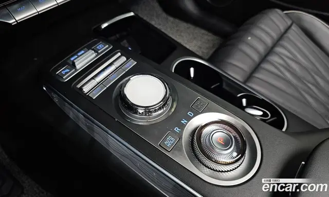 Genesis GV70 2023 2.5 автомат (гидро), миниатюра 11 Genesis GV70 2023 2.5 автомат (гидро), миниатюра 11