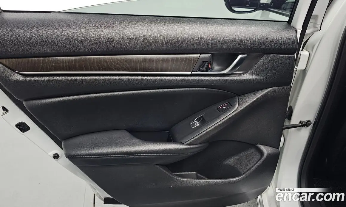 Honda Accord 2018 2.0 автомат (гидро), фото 15 Honda Accord 2018 2.0 автомат (гидро), фото 15