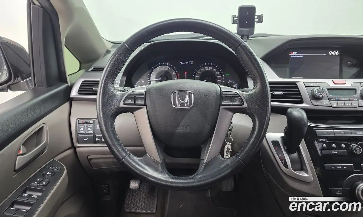 Honda Odyssey 2013 3.5 автомат (гидро), фото 13 Honda Odyssey 2013 3.5 автомат (гидро), фото 13