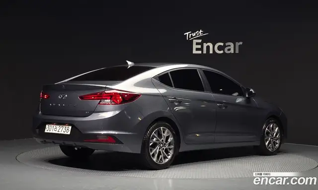Hyundai Avante 2019 1.6 автомат (гидро), миниатюра 2 Hyundai Avante 2019 1.6 автомат (гидро), миниатюра 2