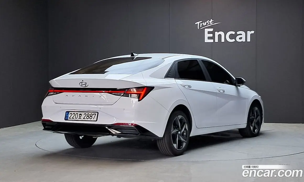 Hyundai Avante 2023 1.6 автомат (гидро), фото 2 Hyundai Avante 2023 1.6 автомат (гидро), фото 2