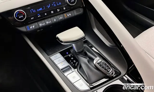 Hyundai Avante 2023 1.6 автомат (гидро), миниатюра 12