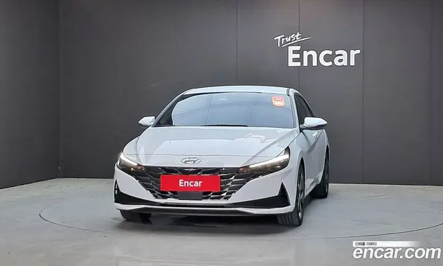 Hyundai Avante 2023 1.6 автомат (гидро), миниатюра 3 Hyundai Avante 2023 1.6 автомат (гидро), миниатюра 3