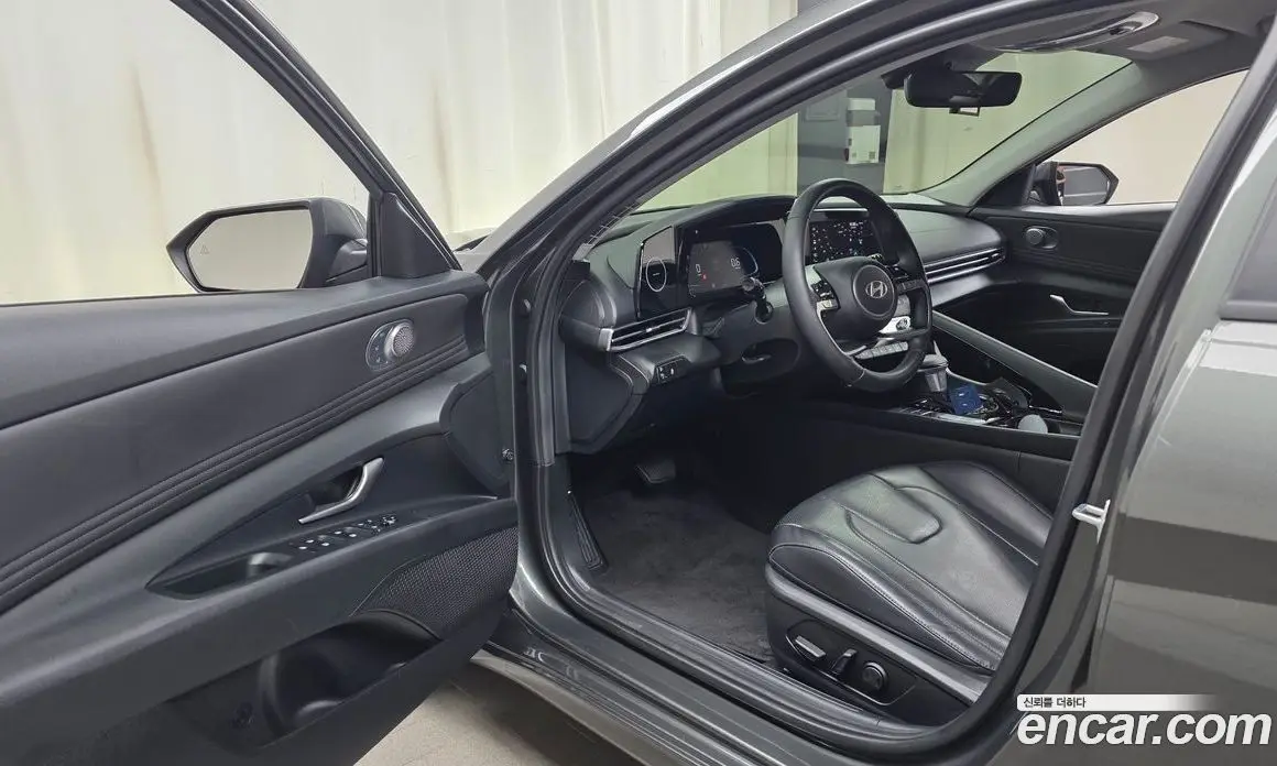 Hyundai Avante 2023 1.6 автомат (гидро), фото 12 Hyundai Avante 2023 1.6 автомат (гидро), фото 12