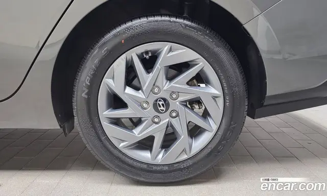 Hyundai Avante 2023 1.6 автомат (гидро), миниатюра 6 Hyundai Avante 2023 1.6 автомат (гидро), миниатюра 6