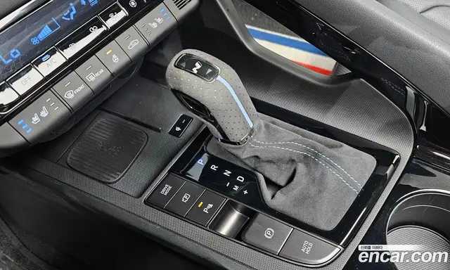 Hyundai Avante 2024 2.0 автомат (гидро), миниатюра 11