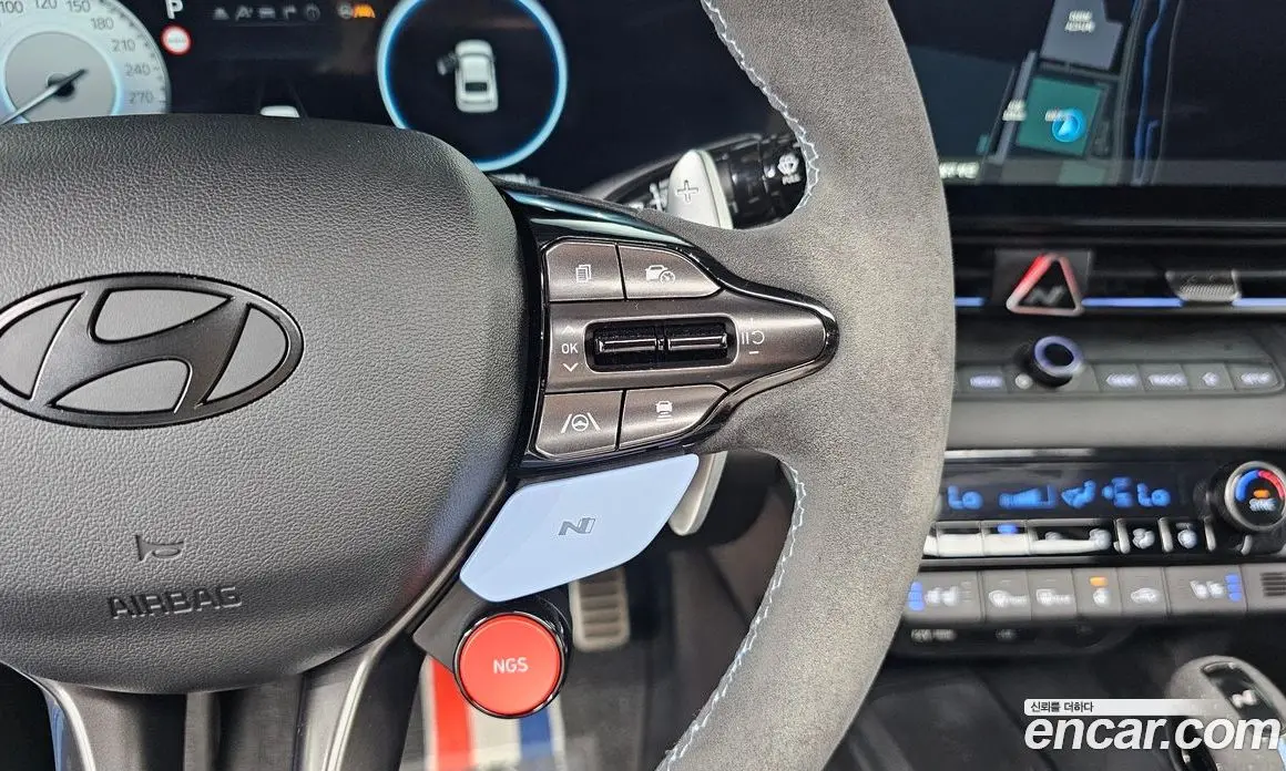 Hyundai Avante 2024 2.0 автомат (гидро), фото 20