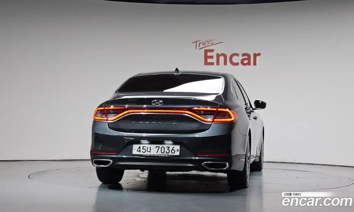 Hyundai Grandeur 2019 2.4 автомат (гидро), фото 3 Hyundai Grandeur 2019 2.4 автомат (гидро), фото 3