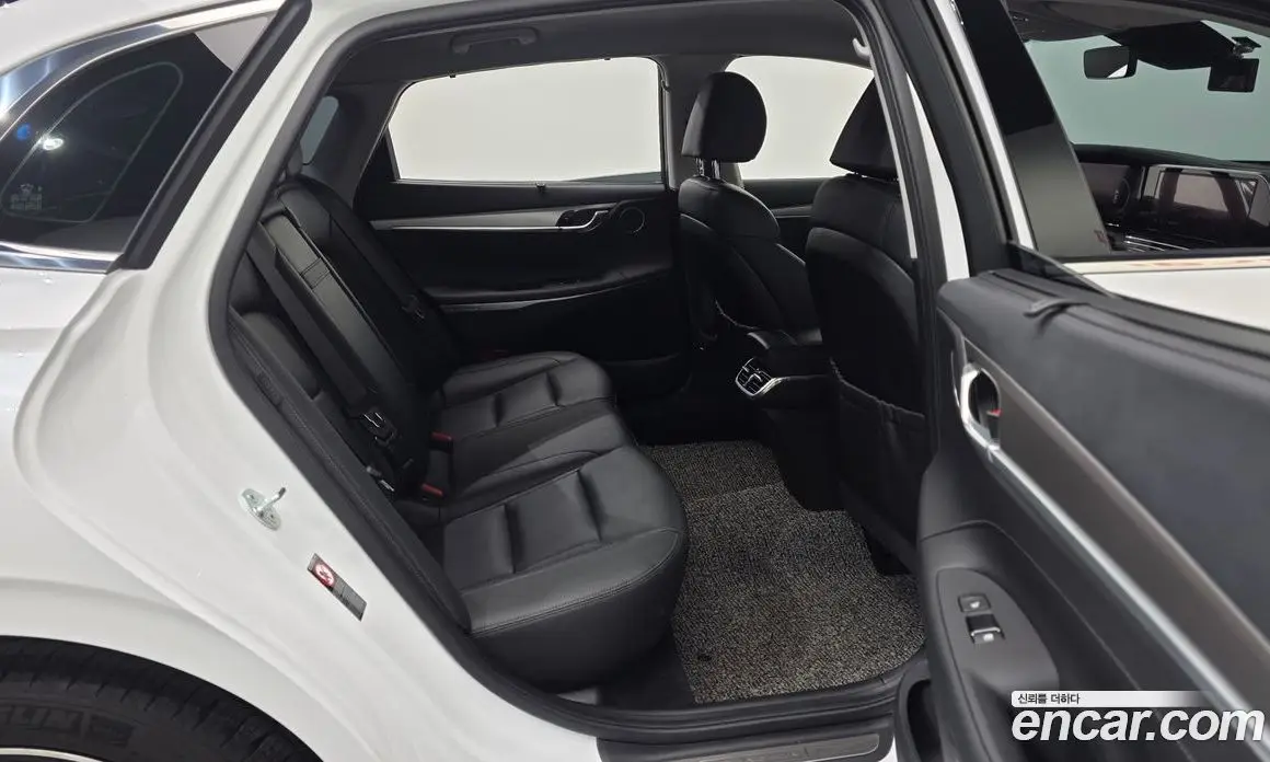 Hyundai Grandeur 2020 2.5 автомат (гидро), фото 17
