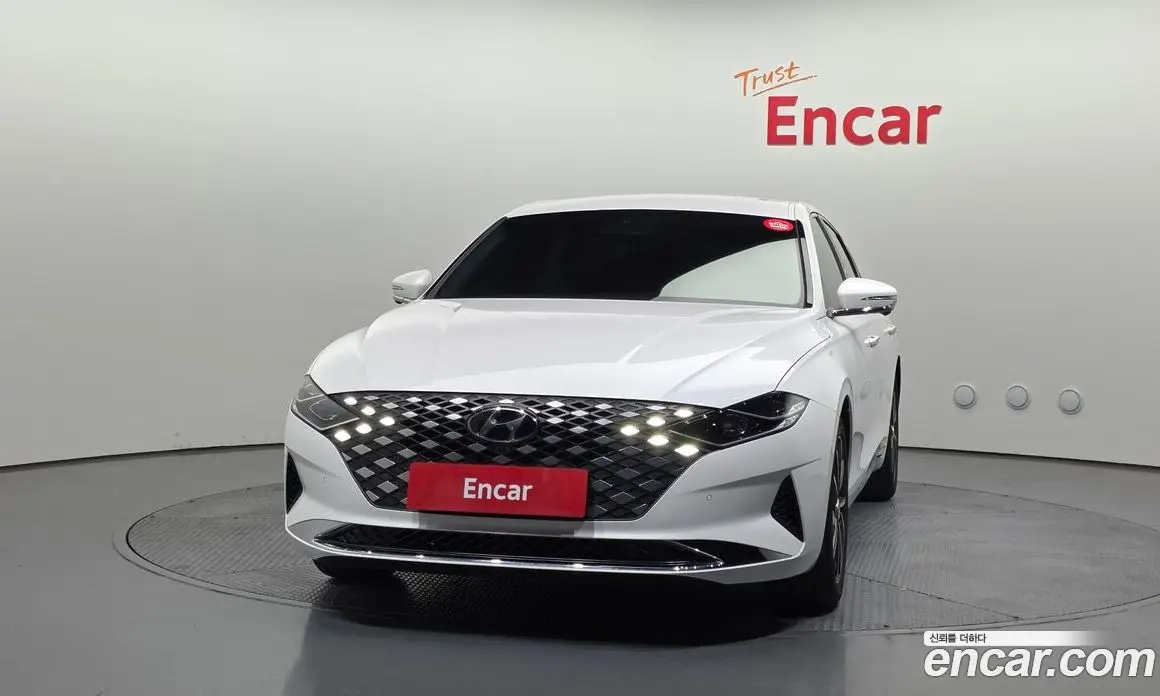 Hyundai Grandeur 2020 2.5 автомат (гидро), фото 3