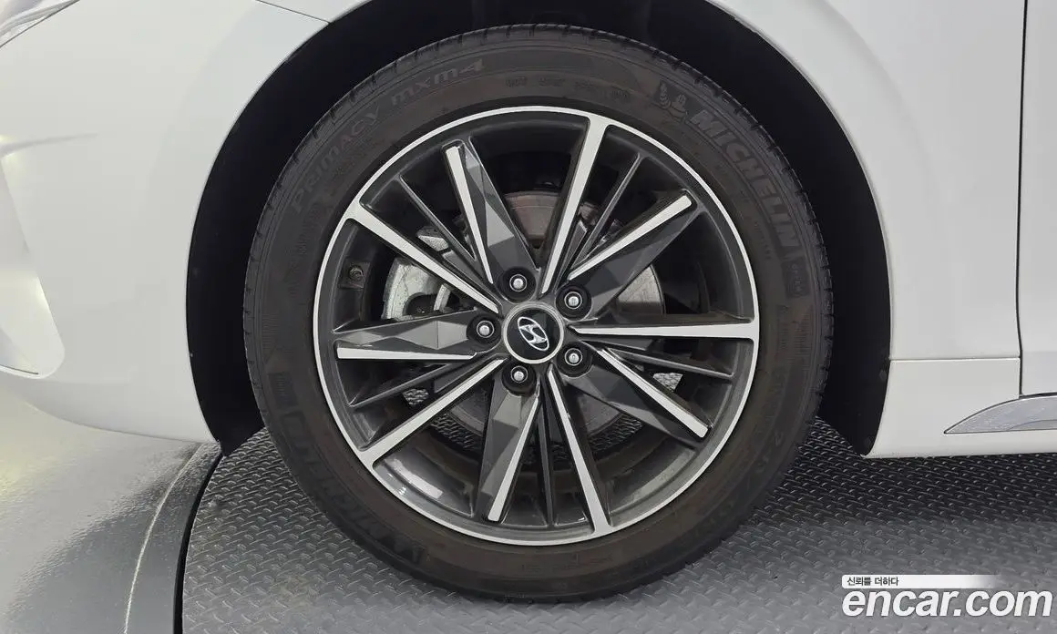 Hyundai Grandeur 2020 2.5 автомат (гидро), фото 5
